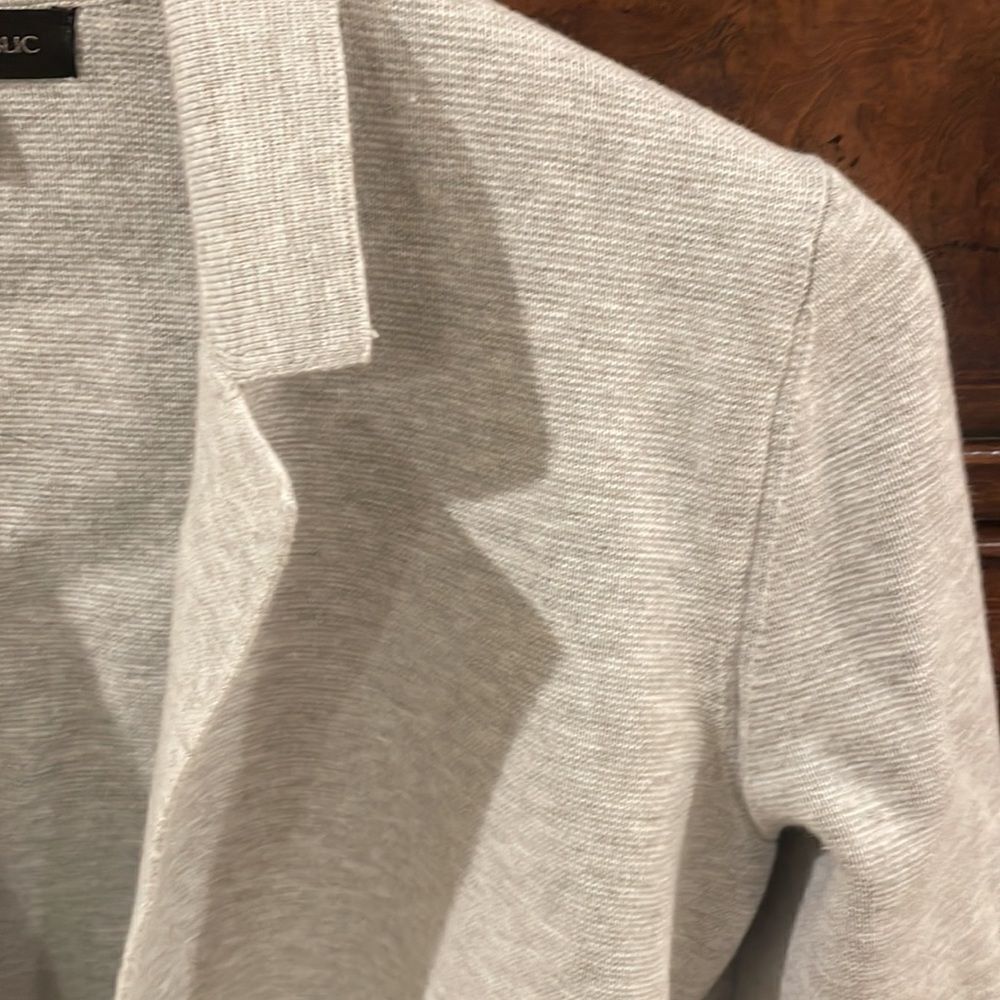 Banana Republic light grey woman’s jacket with black pipping - Picture 3 of 13